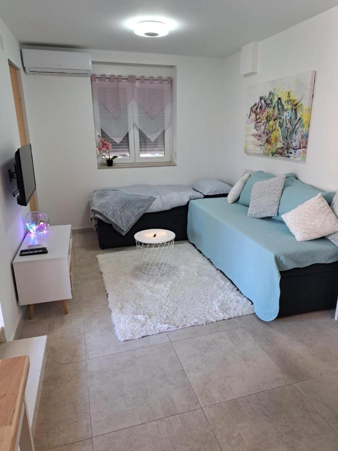 Near Beach Studio Kaštela Extérieur photo