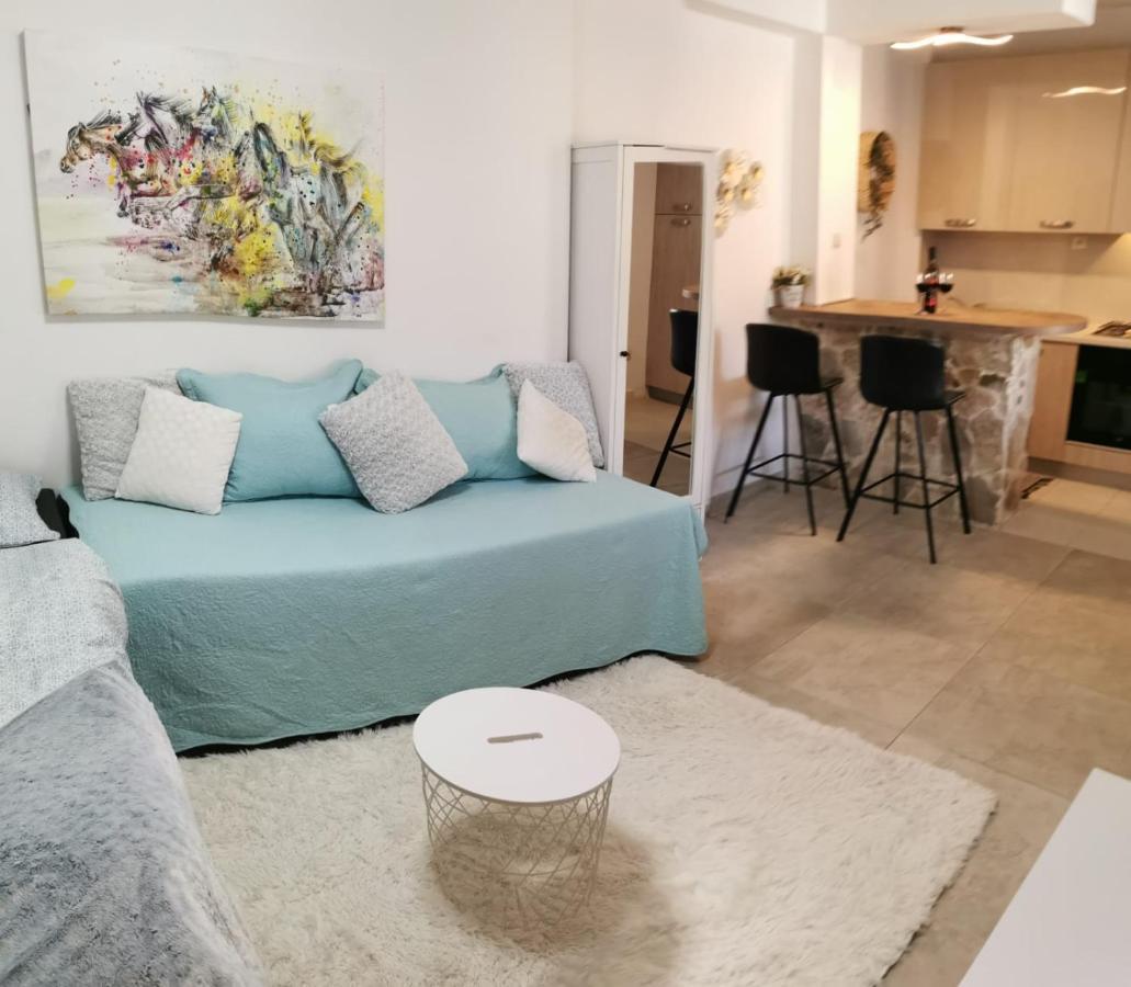 Near Beach Studio Kaštela Extérieur photo