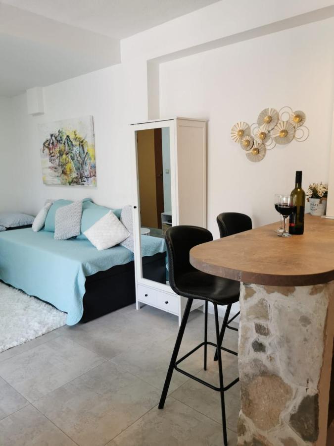 Near Beach Studio Kaštela Extérieur photo