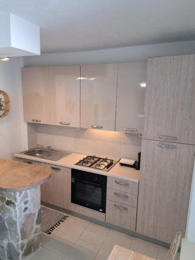 Near Beach Studio Kaštela Extérieur photo