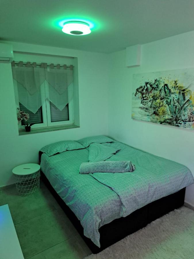 Near Beach Studio Kaštela Extérieur photo
